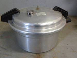 lot 176 image: Pressure Canner
