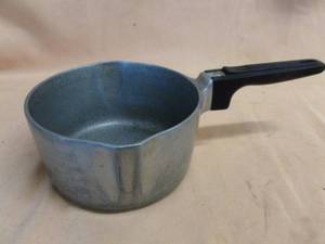 lot 187 image: Vintage Wagner Ware