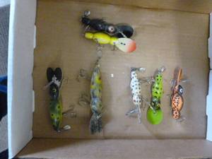 lot 191 image: Fishing Baits
