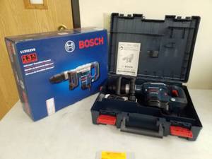 lot 6 image: Bosch SDS Demolition Hammer 11321EVS