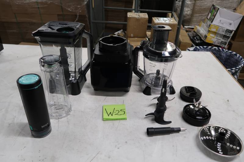 Ninja Smart Screen Kitchen System With Freshvac Black Huge Small Appliance Ninja Appliances Coffee Makers Mini And Full Fridges Small Appliances And More K Bid