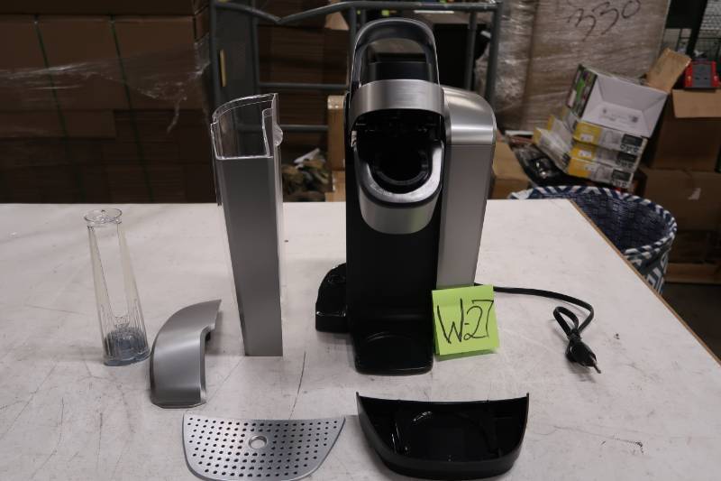 Sold at Auction: KEURIG K-ELITE HOT & ICED COFFEE BREWER