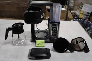 lot W20 image: Ninja Coffee Bar Glass Carafe System