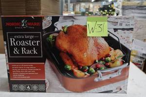 lot W31 image: Nordic Ware Extra Large Copper Turkey Roaster With Rack