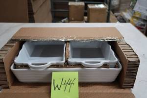 lot W44 image: 3pc Stoneware Bakeware Set