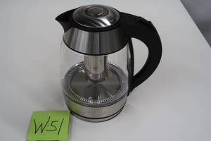 lot W51 image: Chefman Cordless Glass Electric Kettle With Bonus Tea Infuser