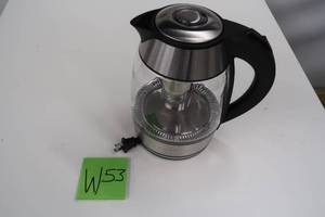 lot W53 image: Chefman Cordless Glass Electric Kettle With Bonus Tea Infuser