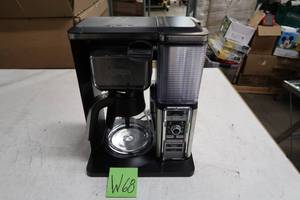 lot W68 image: Ninja Coffee Bar Glass Carafe System
