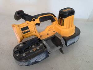 lot 1040 image: DeWalt 18VDC Cordless Band Saw DCS370