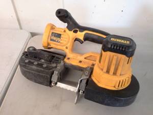 lot 1041 image: DeWalt 18VDC Cordless Band Saw DCS370
