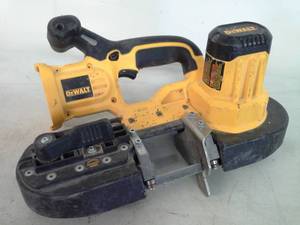 lot 1046 image: DeWalt 18VDC Cordless Band Saw DCS370