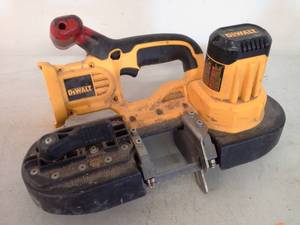 lot 1047 image: DeWalt 18VDC Cordless Band Saw DCS370