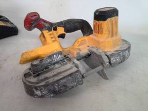 lot 1066 image: DeWalt 20VDC Cordless Band Saw DCS371,