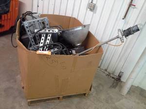 lot 1091 image: Lot of (Approximately 6) Commercial Lighting Ballasts with HID Bulbs, Wiring, Brackets, Hardware