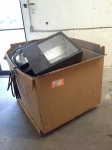 lot 1093 image: Lot of (Approximately 5) Commercial Lighting Ballasts with HID Bulbs, Wiring