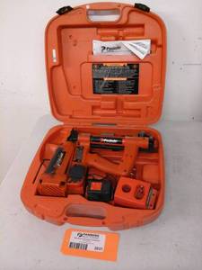 lot 2031 image: Paslode Cordless 16GA Stapler IM200, Battery, Charger, Case