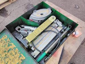 lot 2063 image: Greenlee 882 Flip Top Bender with Storage Box