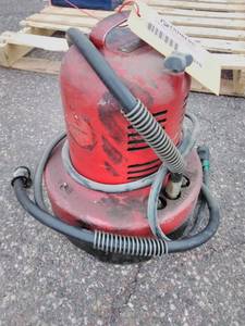 lot 2070 image: Blackhawk Mfg. Co. High-Pressure Hydraulic Pump