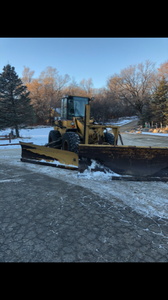 1993 Cat 928F Wheel Loader With Bucket, Plow & Wing