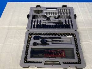 lot 12 image: STANLEY 200 PIECE BLACK CHROME RATCHET AND SOCKET SET