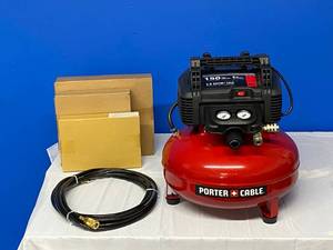 lot 49 image: PORTER CABLE COMPRESSOR COMBO KIT