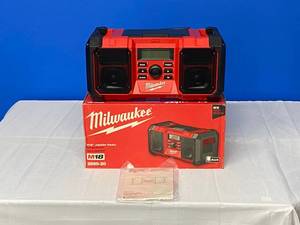 lot 35 image: MILWAUKEE M18 JOBSITE RADIO WAUX PLUG