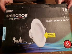 lot 6 image: Box of 6 Enhance Recessed Lights