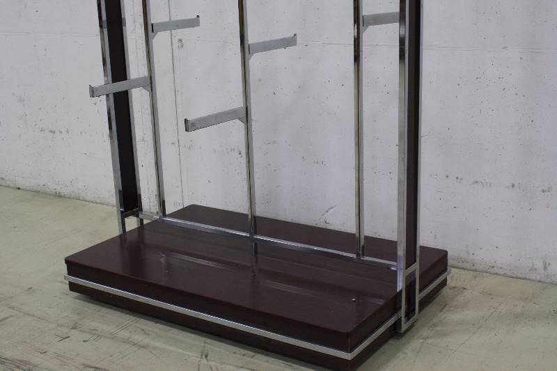 Retail Display Fixture 8ft tall