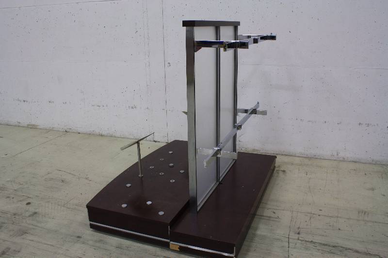 Retail Fixture Section