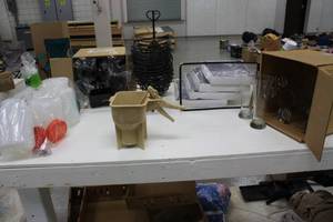 Restaurant Supplies Bread Baskets, Menu Covers, Beer Glasses, Juice Containers, Jelly Condiment Holders