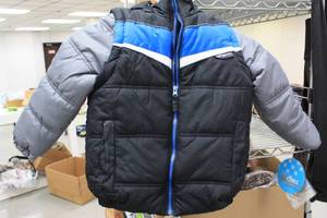 Kids Size 6 Winter Jacket & Vest  New $90