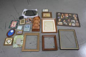 Frames & Mirrors Lot