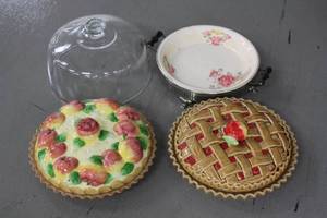 Pie and Cake Pans