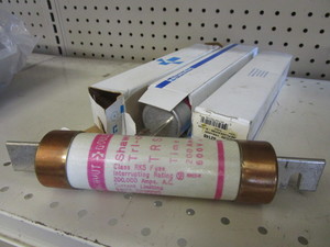 ASSORTED FUSES