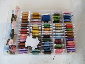 lot 9 image: 3 Containers of Thread
