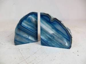 lot 26 image: Blue Agate Bookends
