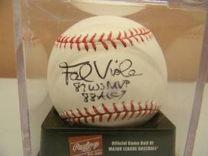 LIFELONG COLLECTION - MINNESOTA TWINS FRANK VIOLA SIGNED BASEBALL - FRANK VIOLA 87 WS MVP 88 ALCS - TWINS HOF CLASS OF 2005 - ALL AUTOGRAPHS ARE GUARANTEED AUTHENTIC - SEE PICTURES