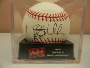 LIFELONG COLLECTION - MINNESOTA TWINS KENT HRBEK SIGNED BASEBALL - KENT HRBEK #14 - TWINS HOF CLASS OF 2000 - ALL AUTOGRAPHS ARE GUARANTEED AUTHENTIC - SEE PICTURES