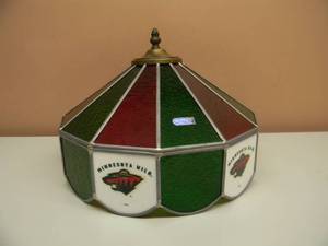 MINNESOTA WILD TIFFANY LAMP SHADE - AWESOME VERY NICE PIECE - LIKE NEW, MISSING TWO GLASS PANELS - SEE PICTURES