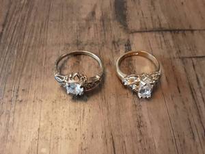 lot 8 image: 2-Rings