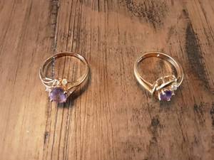 lot 21 image: 2-Rings