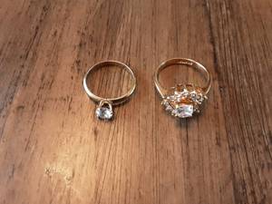 lot 26 image: 2-Rings