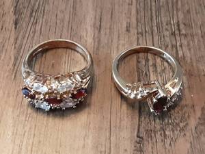 lot 17 image: 2-Rings