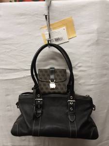 Dooney & Bourke Leather Handbag With Wallet