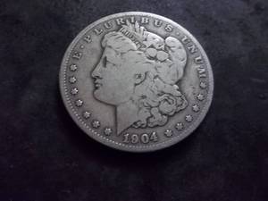 lot 40 image: 1904 S Morgan Silver Dollar