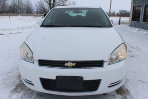 lot 4950 image: 2010 Chevrolet Impala LS - 2 Owners -