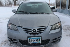 lot 4960 image: 2005 Mazda Mazda3