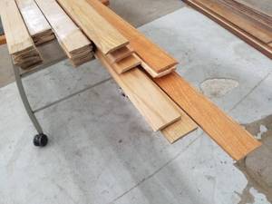 lot 14 image: Oak Trim Boards