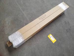 lot 38 image: Oak Starting Newel Posts