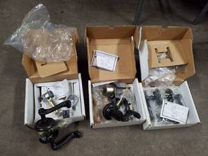 lot 48 image: Lot of (3) Emtek Decorative Hardware Rope Lever Oil Rubbed Bronze LeftRight Hand Door Handle Assemblies 8101, Rustic Oil Rubbed Bronze Left Hand Door Assembly 8100